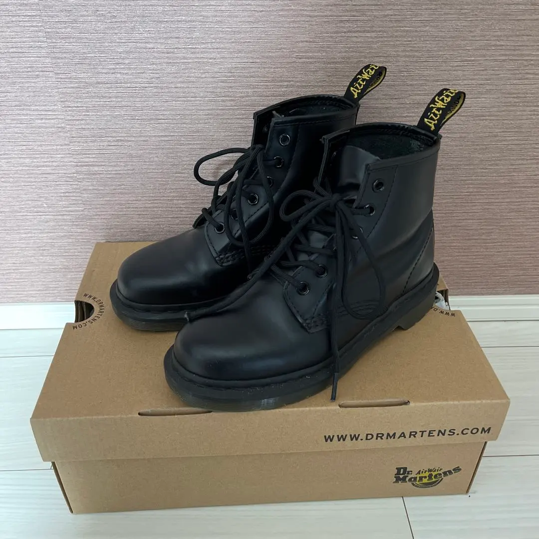 Dr.Martens ドクターマーチン 6ホール UK4