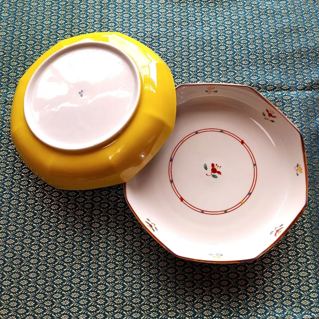 たち吉 橘吉 花柄赤絵の八角形皿（黄色）次日配送！2枚