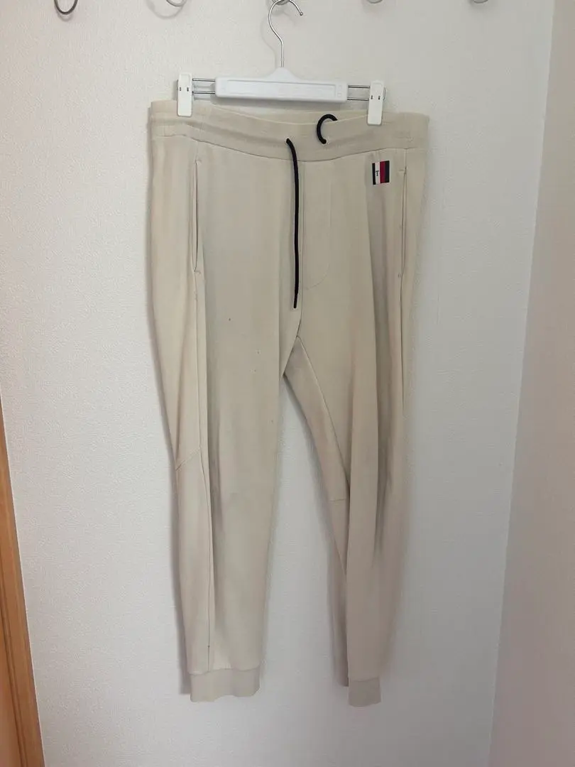 複数服、TOMMY HILFIGER スウェットパンツ クリームなど