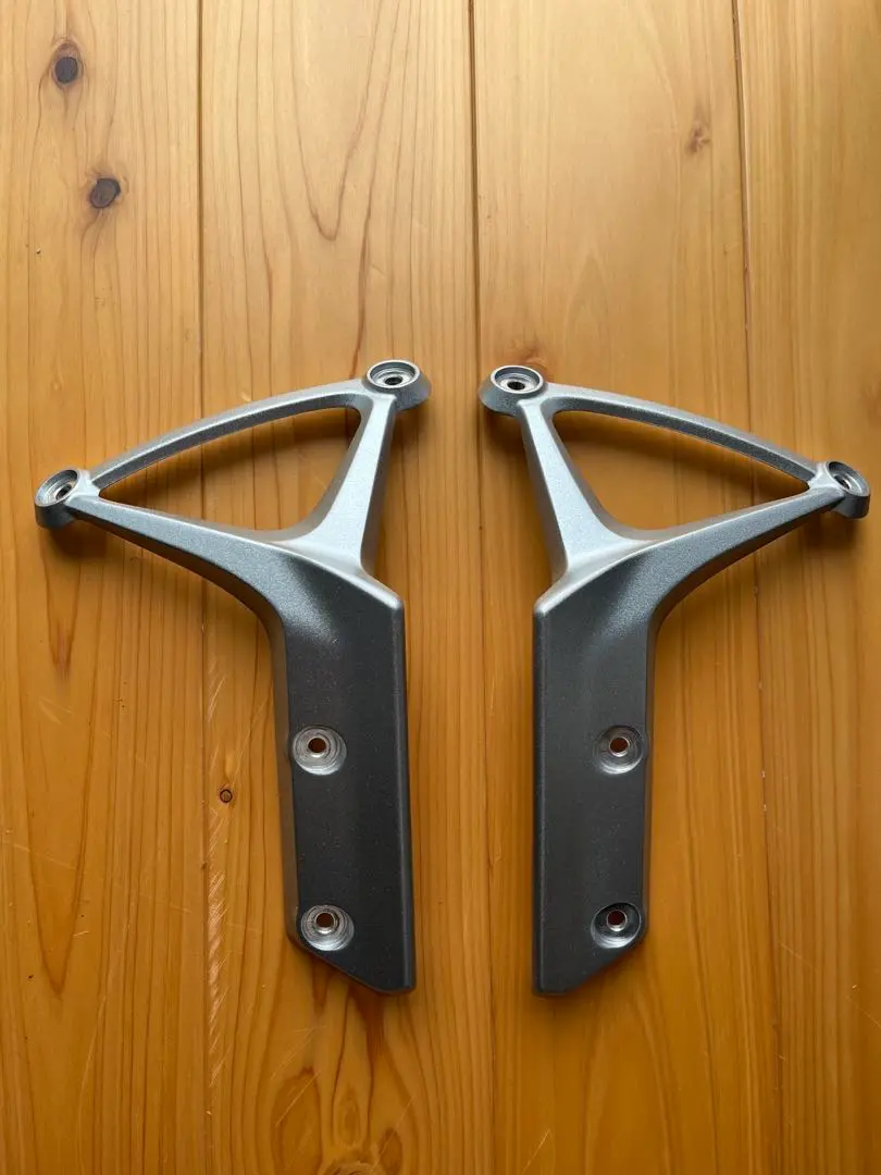 Z900RS　純正フロントフェンダーアーム 左右セット シルバー