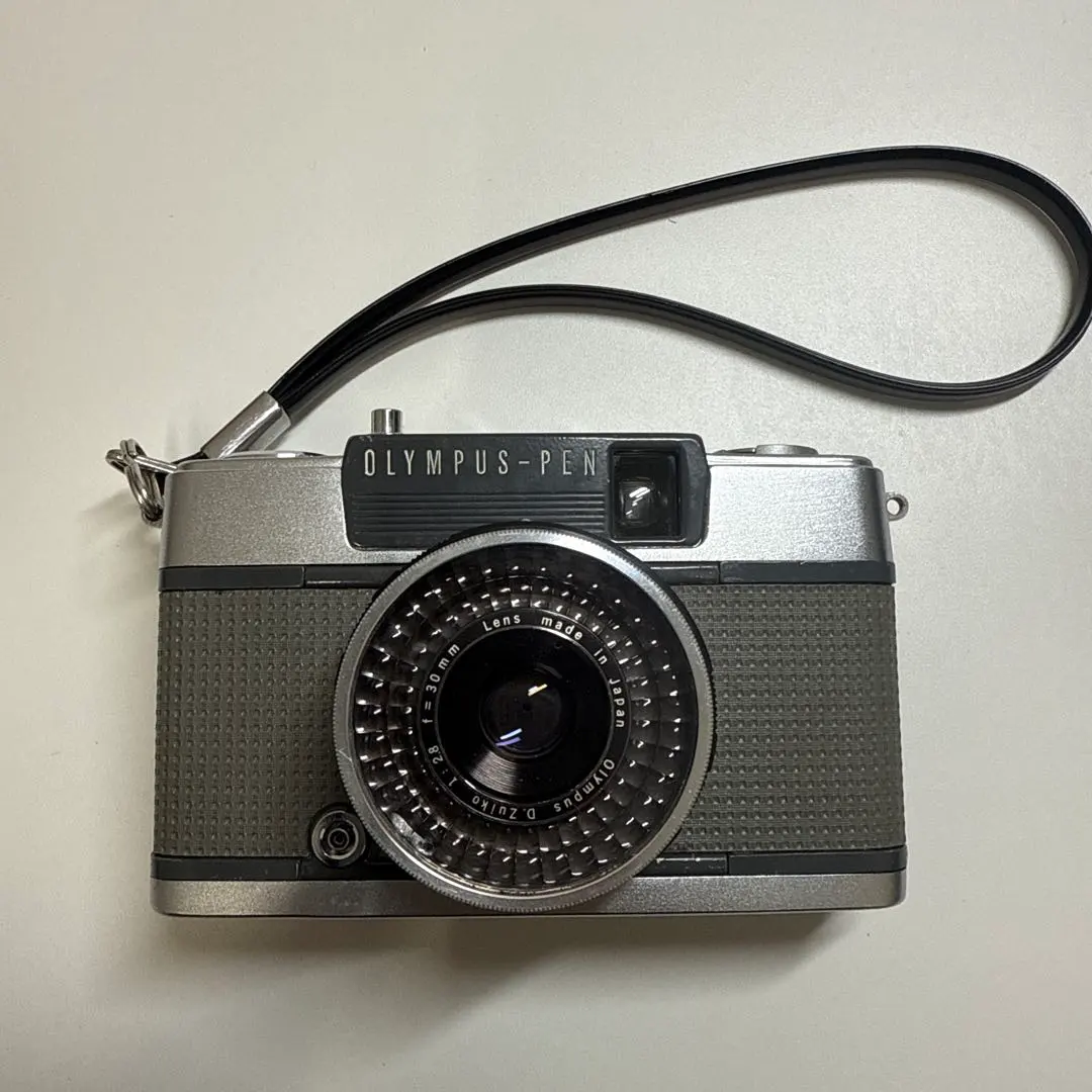 Olympus PEN フィルムカメラ 30mm f/2.8 動作未確認