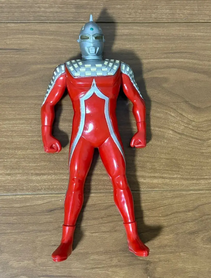 ウルトラセブン　ソフビ　パワフルサウンド