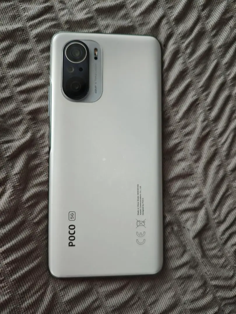 POCO F3 6GB RAM/ 64GB SIMフリー 中古美品 本体のみ