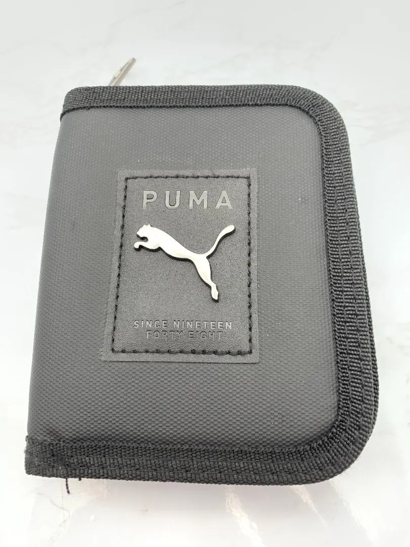 PUMA 財布 収納スペース多数