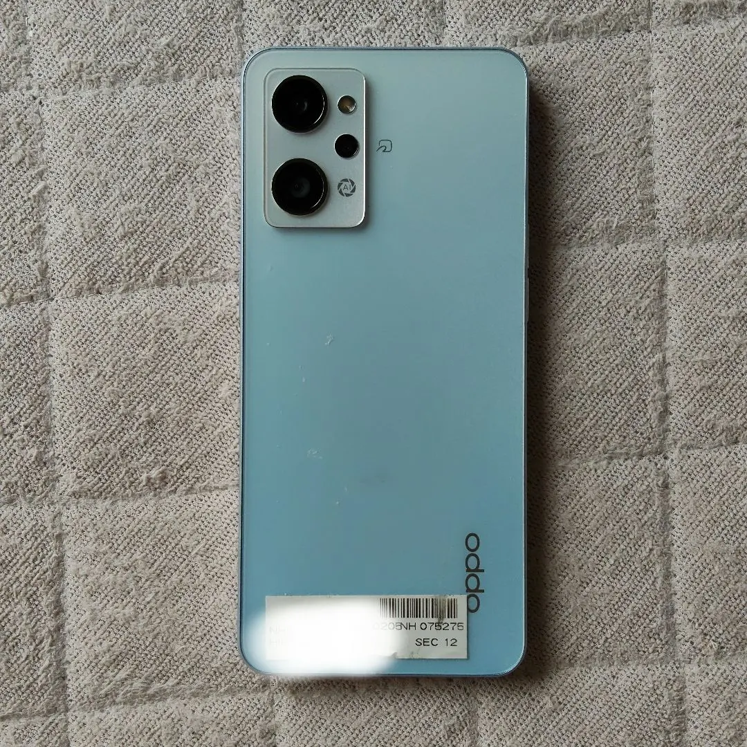 スマートフォン　OPPO　Reno7　A