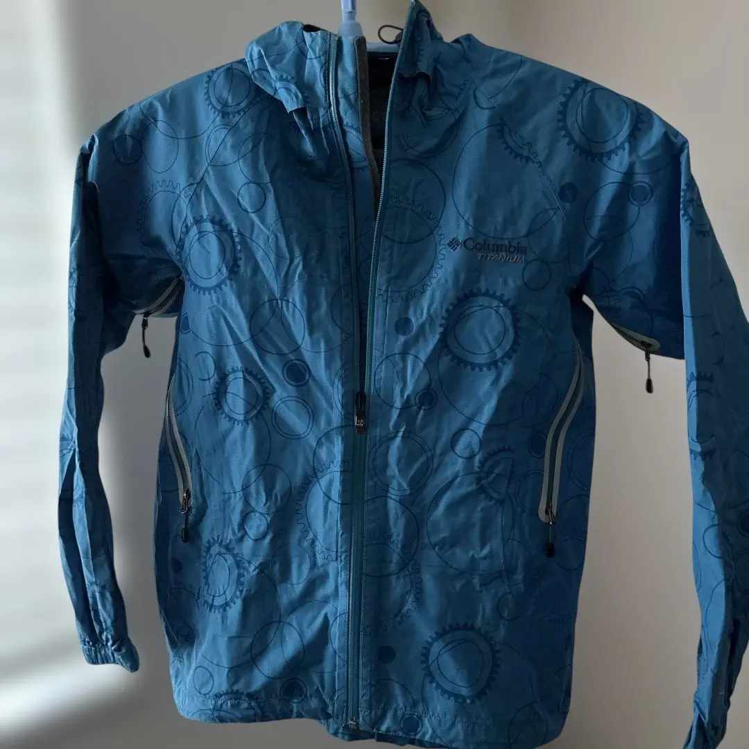 Columbia ナイロンジャケット フード付き
