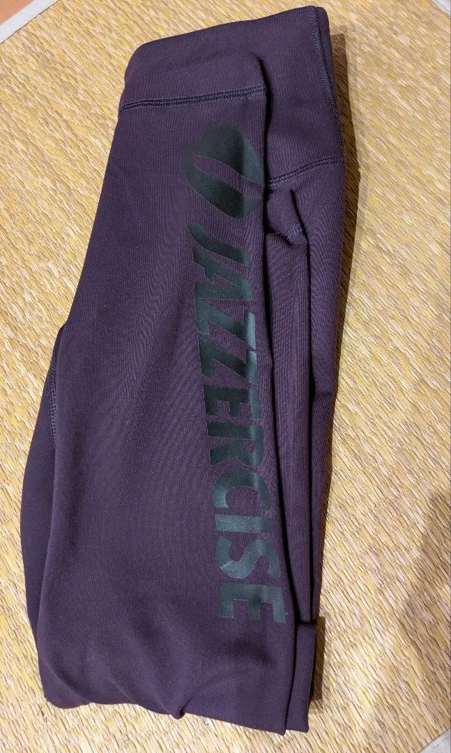 ジャザサイズ　美品90°DEGREE 濃パープルレギンス XS