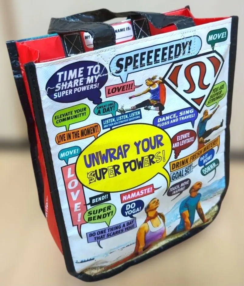 lululemon スーパーヒーロー ショップバッグ ファスナー付きカバー