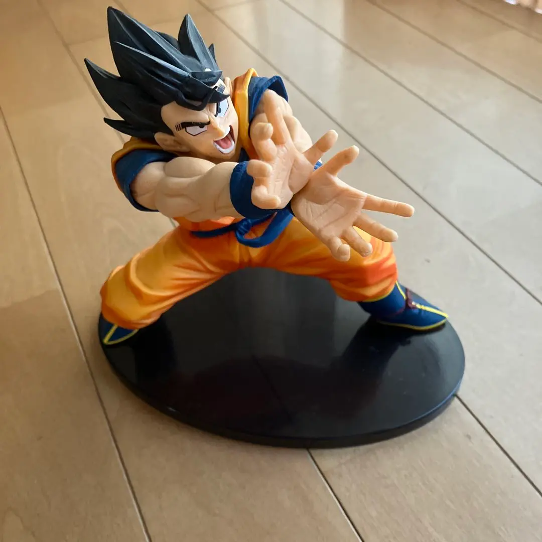 ドラゴンボール　孫悟空フィギュア
