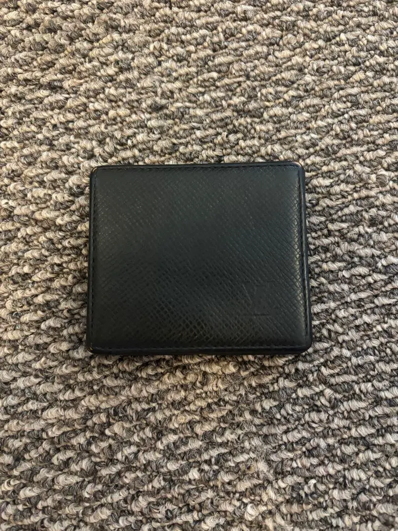 LOUIS VUITTON ブラックレザーコインケース
