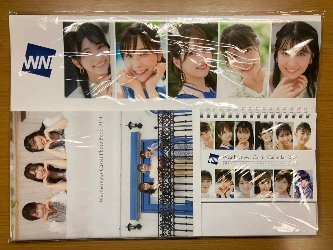 ＷＮＩ 特典フォトブック付 ウェザーニュースキャスターカレンダー２０２４セット