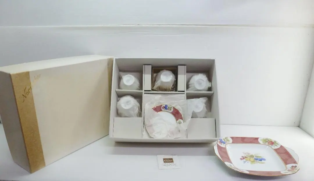 ノリタケ サロンセット フルーツモノグラム 陶器