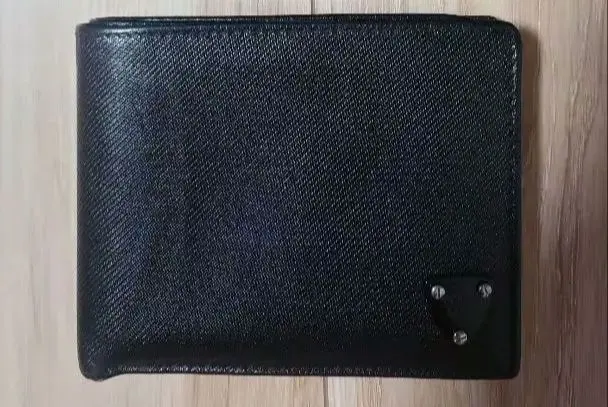 GUCCI 折りたたみ財布