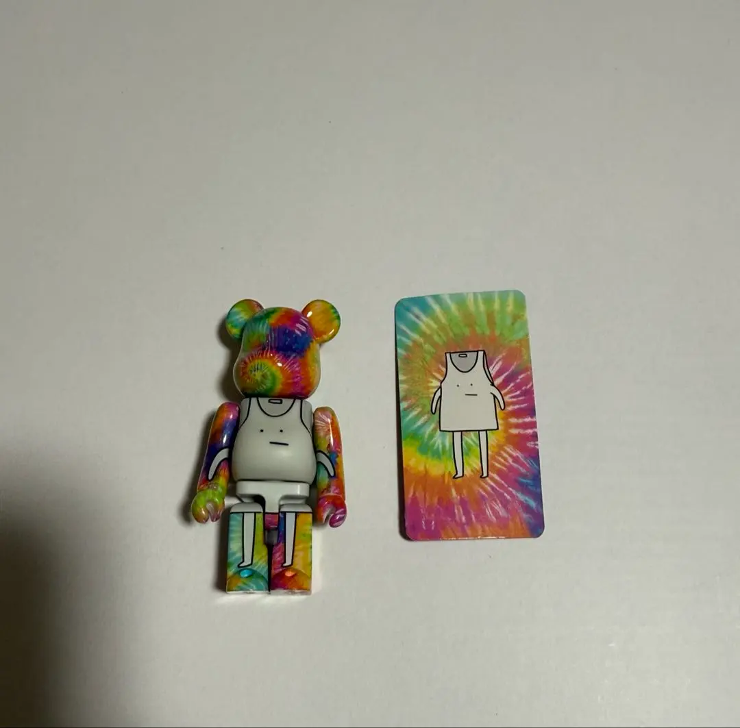 ベアブリック ヤバイTシャツ屋さん series 50