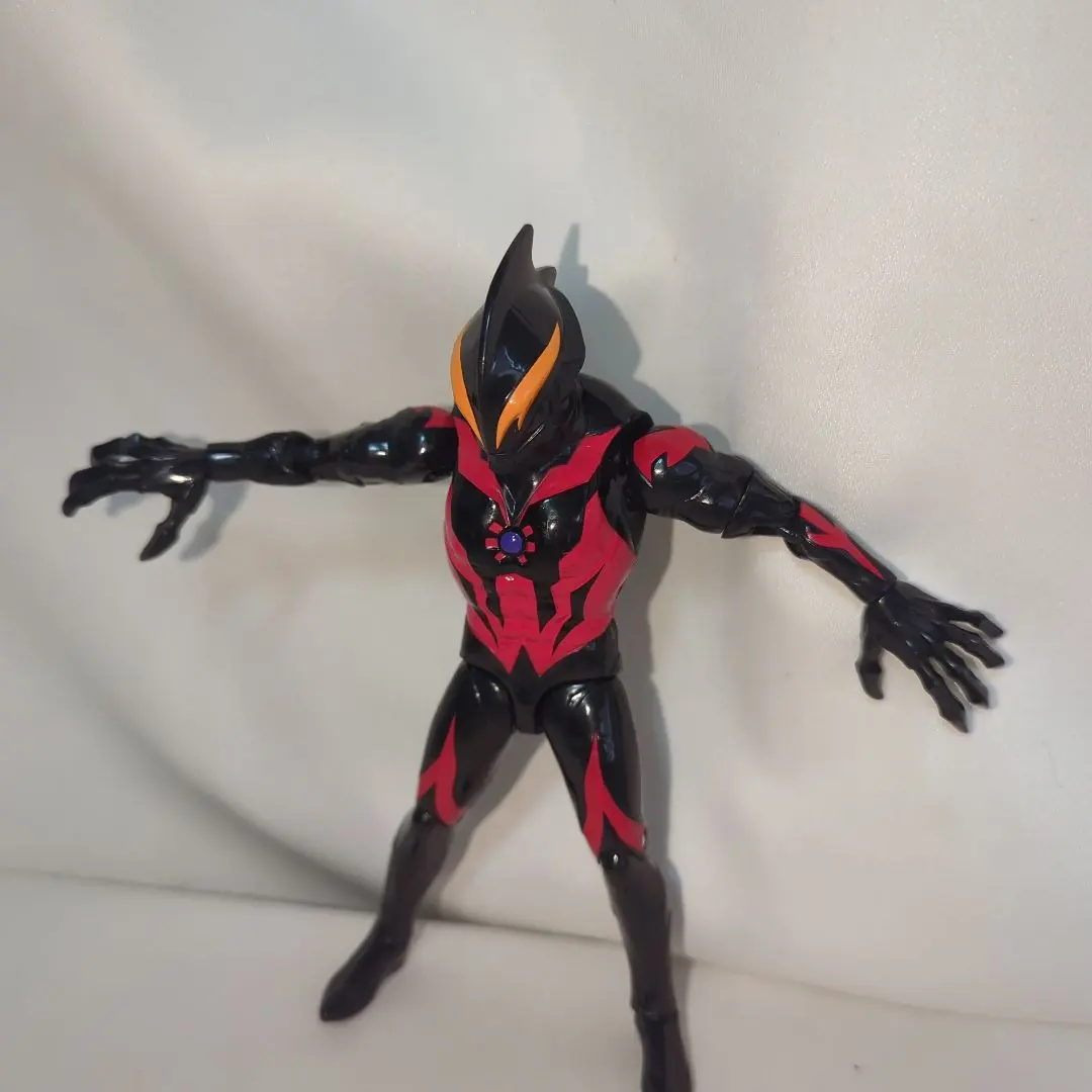 ウルトラマン ベリアル ウルトラアクション フィギュア