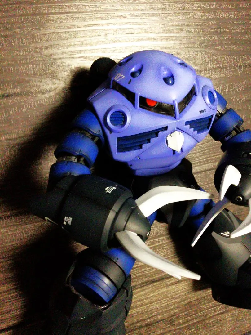 MG シャア専用ズゴック 量産型カラー グラデーション全塗装完成品 ガンプラ