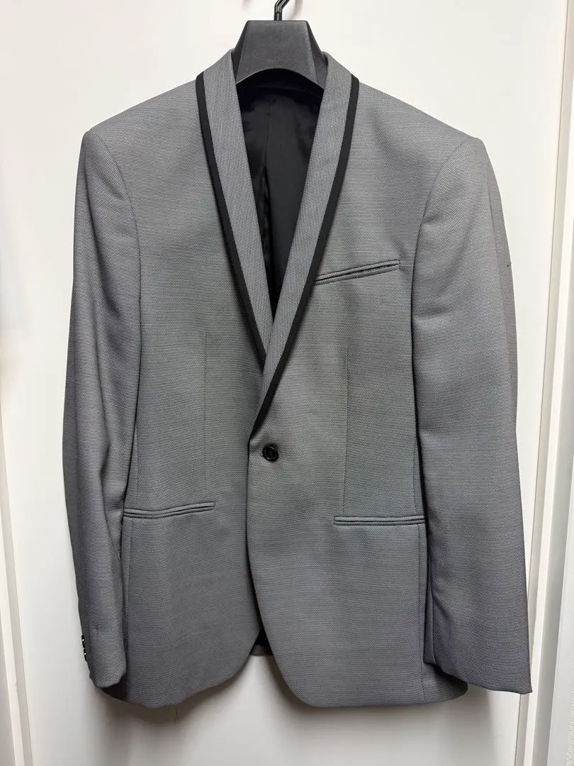 【新品 未使用】ZARA ザラ　グレー テーラードジャケット ブラック襟