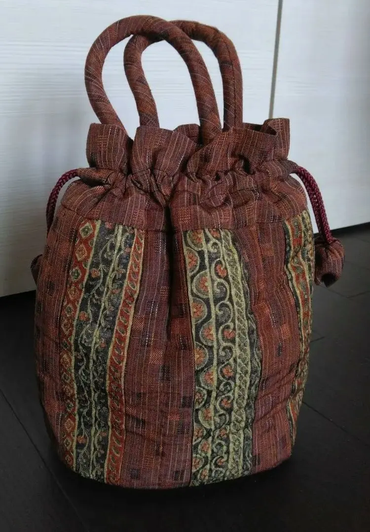 古布　パッチワークハンドバッグ　巾着型