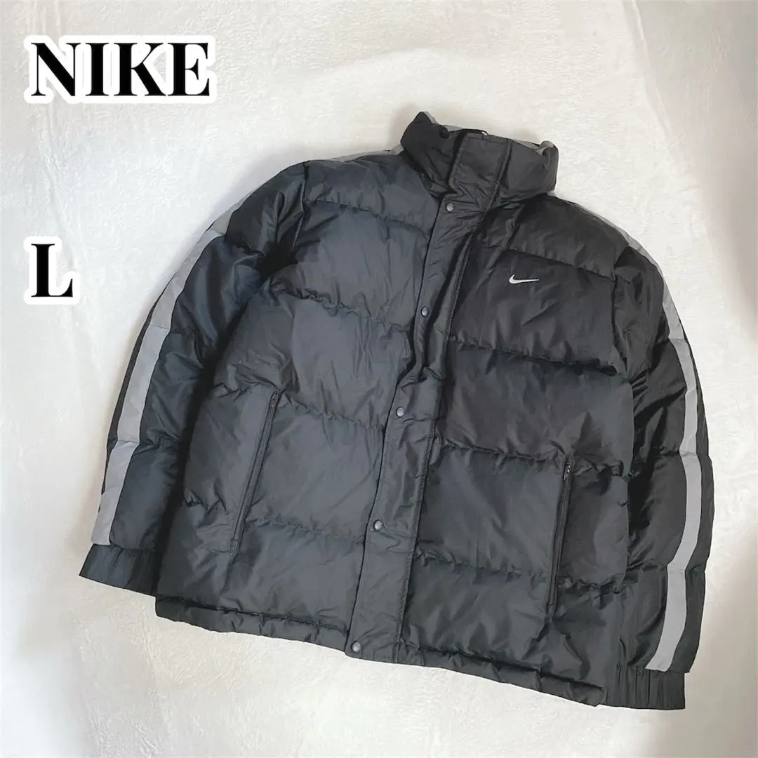 【値下げ】NIKE　ダウンジャケット　フェザー　ショート丈　フード付き　袖ライン