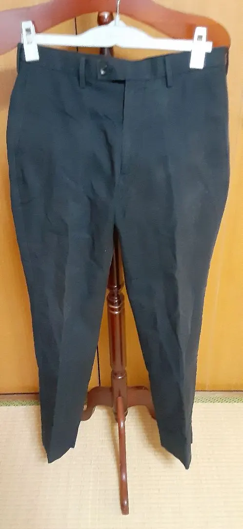 atsu様専用　ユニクロ　黒パンツ　 スラックス