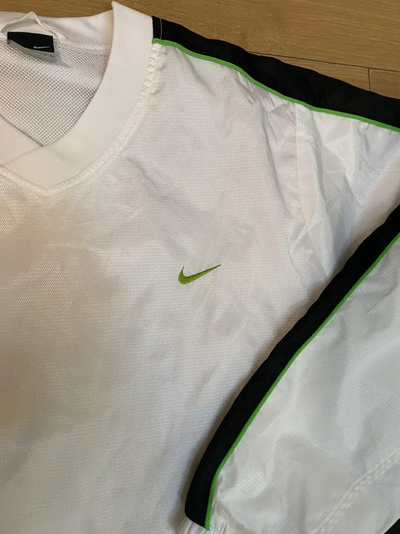 Nike ナイロンジャケット ホワイト/ブラック/グリーンセットアップ