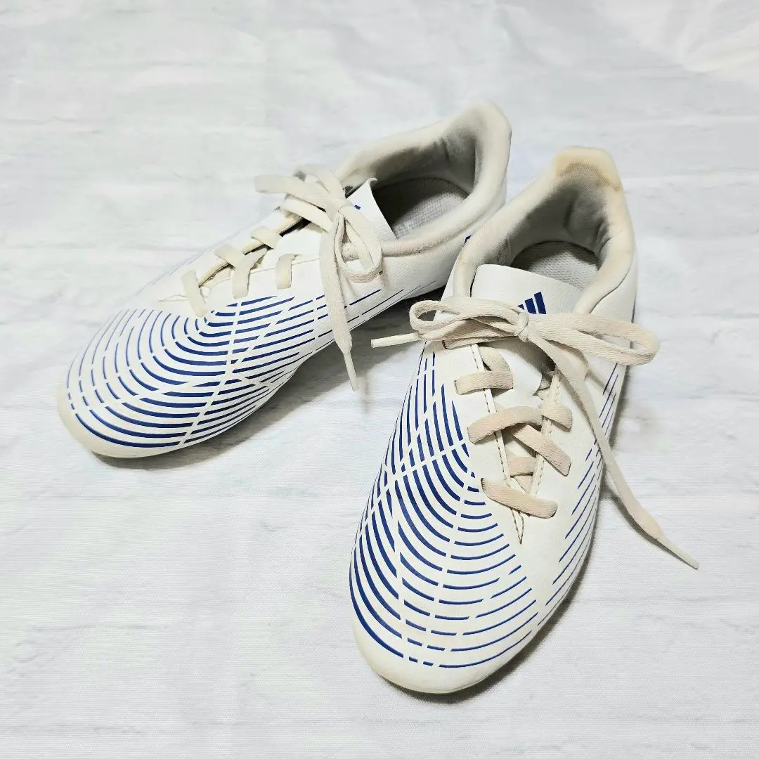 adidas Predator GW2368 サッカーシューズホワイト/ネイビー