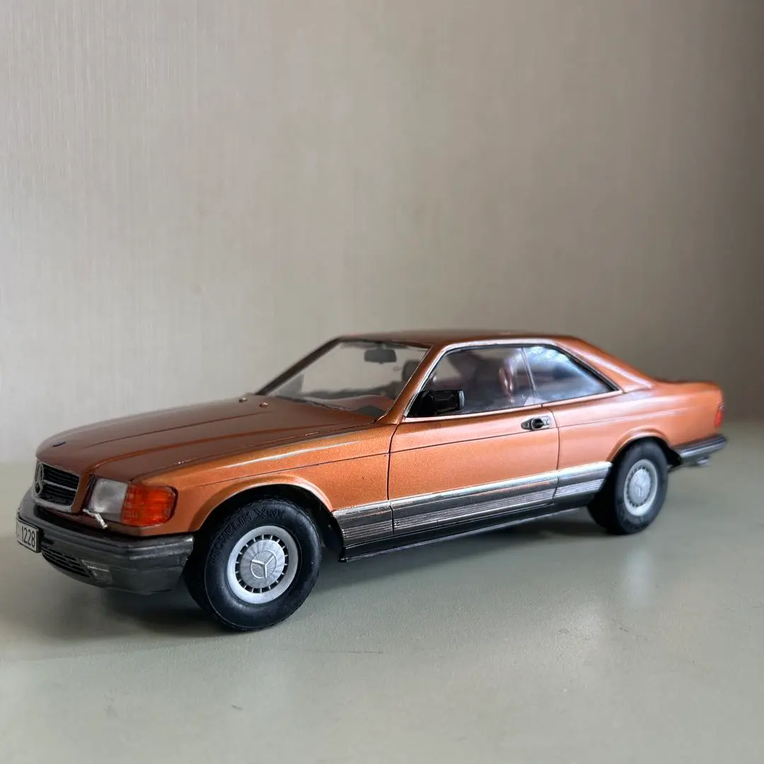 1/24タミヤ　メルセデス　ベンツ　500SECプラモデル完成品