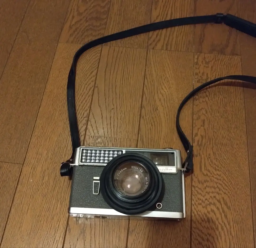 Minolta フィルムカメラ Rokkorレンズ付き
