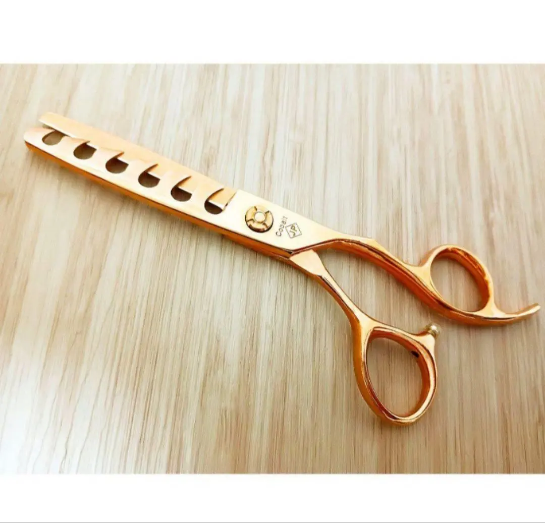 セニングシザー切れ味◎プロ仕様✨理美容師スキバサミ✨️人気の溝無し20%ハサミ