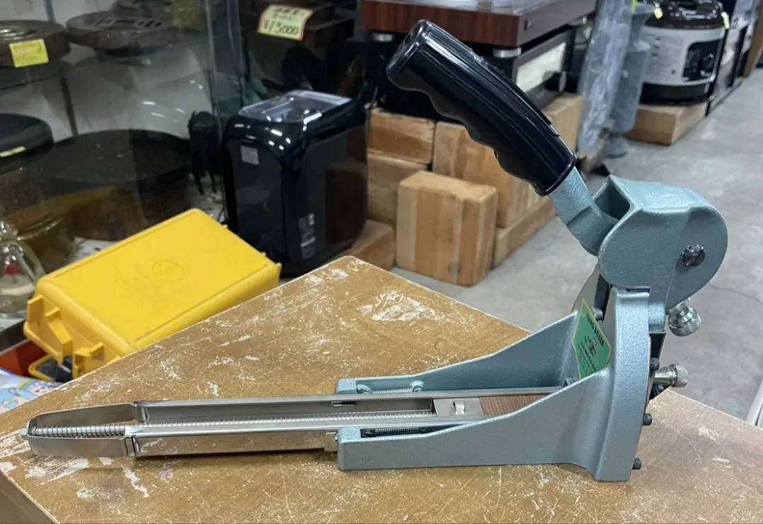 封函機　ハンドボクサー　針一箱付き