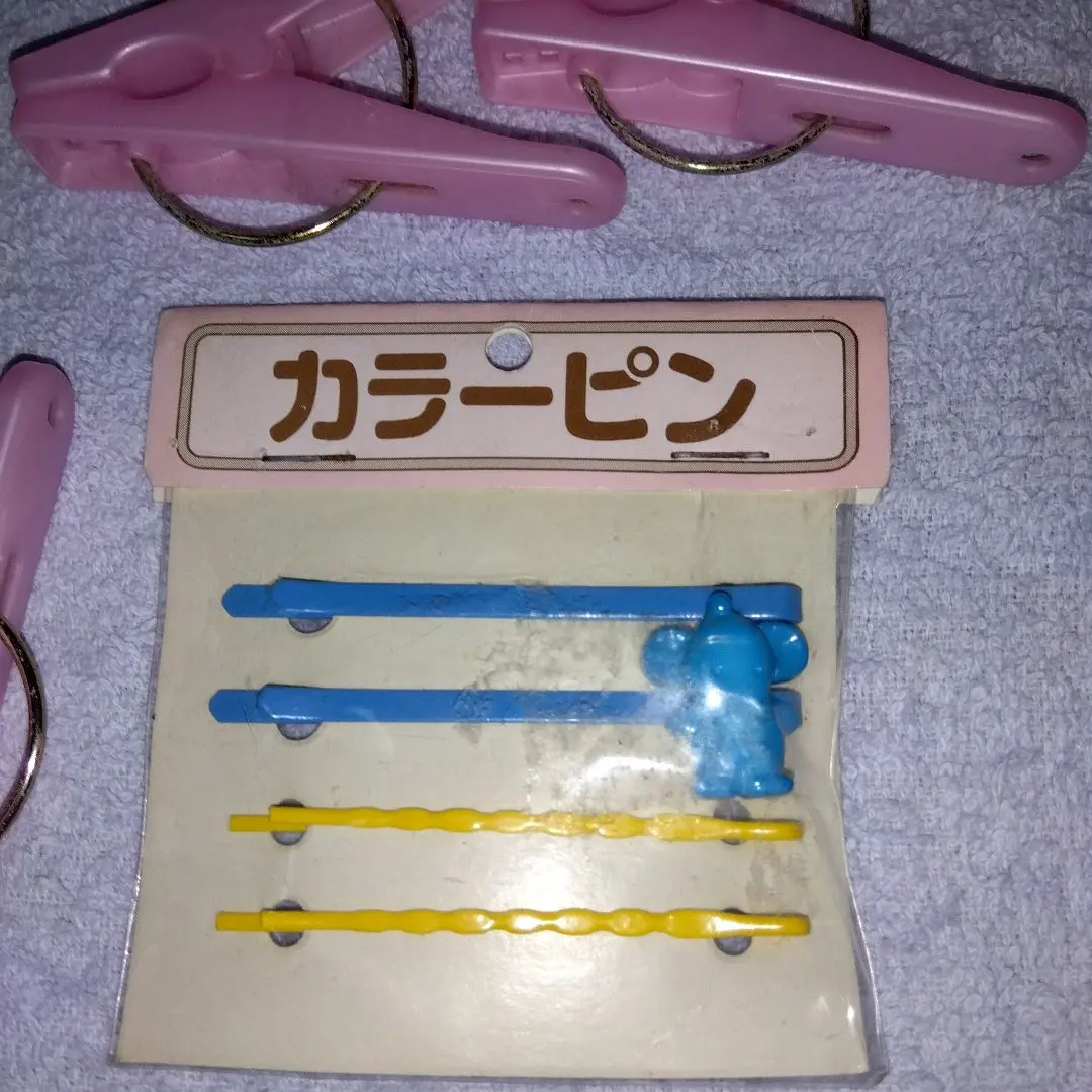 レア品♡サンリオ♡1977製♡カラーピン♡