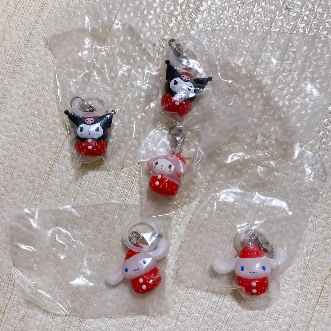 サンリオ　いちごめじるしアクセサリー　5点セット
