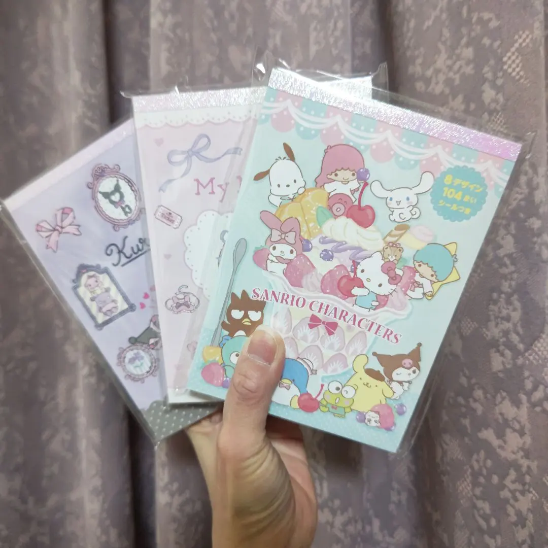 サンリオキャラクターズ メモ用紙８デザイン１０４枚シールつき オールキャストなど