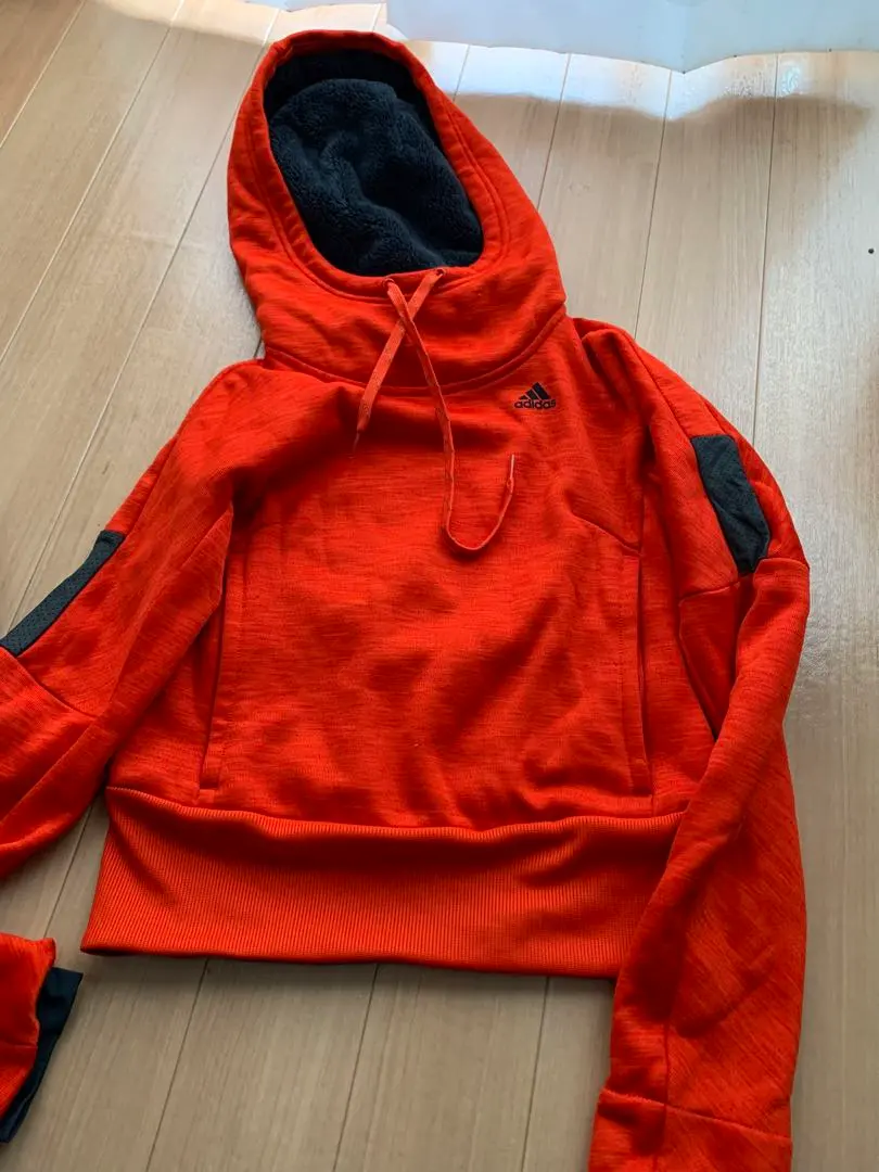 adidas クライマヒートオレンジ クロップドパーカー S