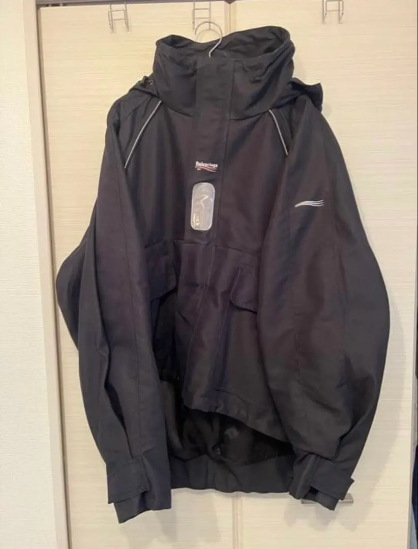 Balenciaga ブラックナイロンジャケット 2017