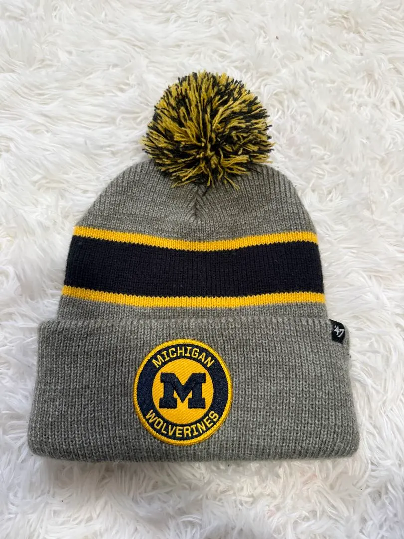 ミシガン大学　Wolverines ニットキャップ　ビーニー　47 Brabd