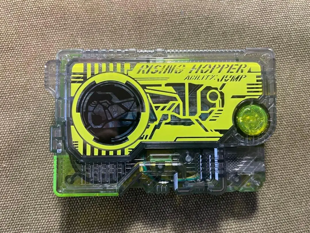 【仮面ライダーストア限定】ライジングホッパープログライズキー クリアエディション