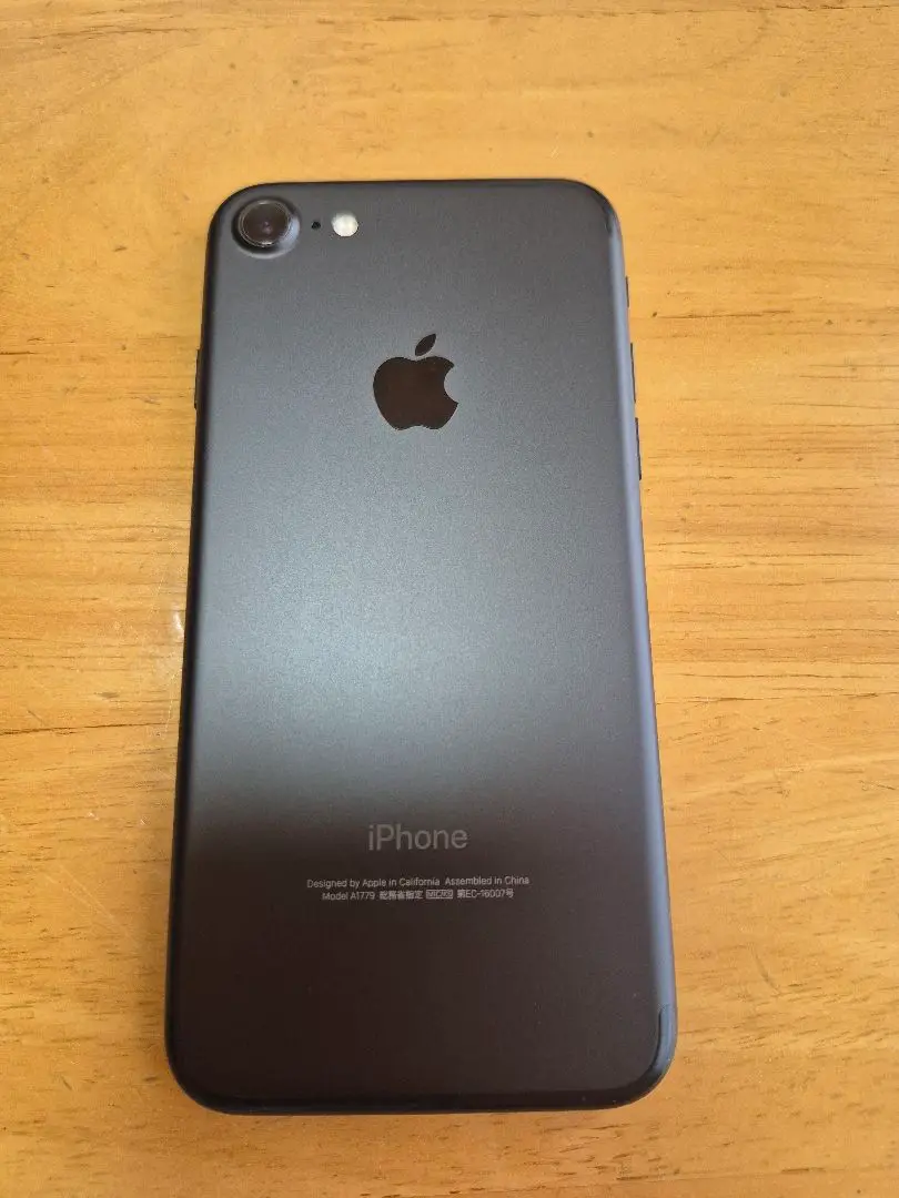 iPhone7 32GB docomo