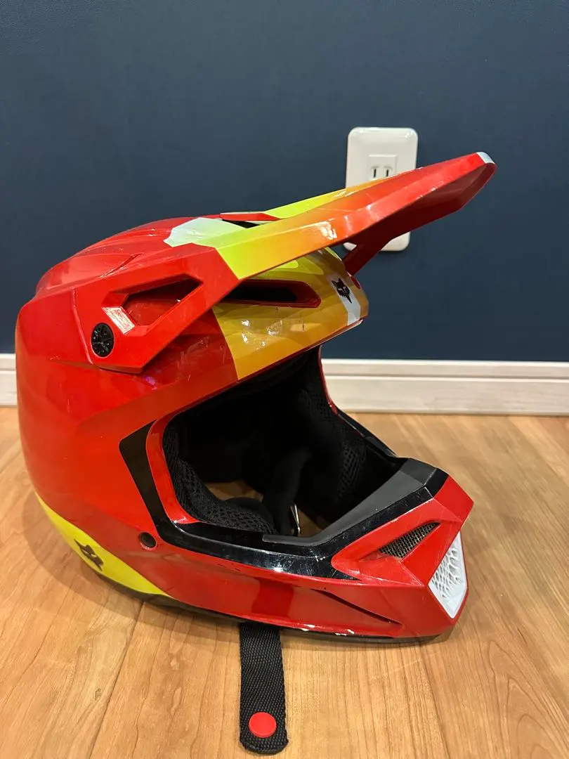 子供　FOX V1 ヘルメット フローレッド　モトクロス　YL