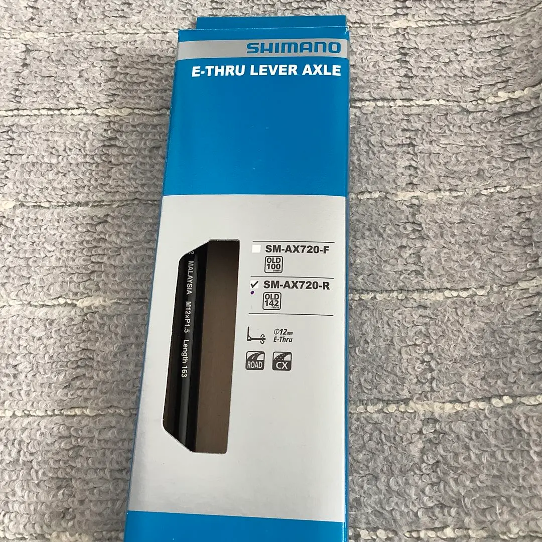 SHIMANO スルーアクスルSM-AX720-R 未使用品