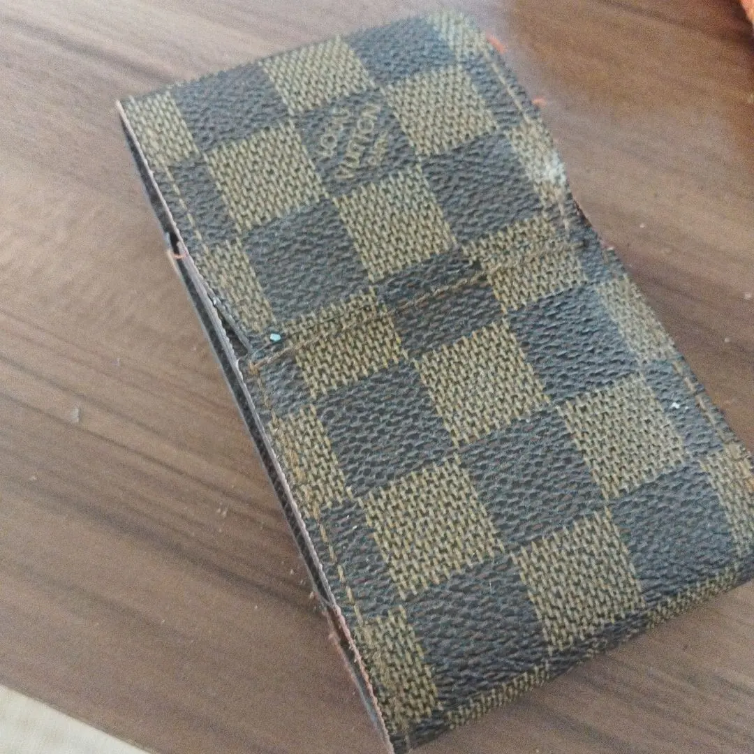 LOUIS VUITTON ダミエチェック カードケース